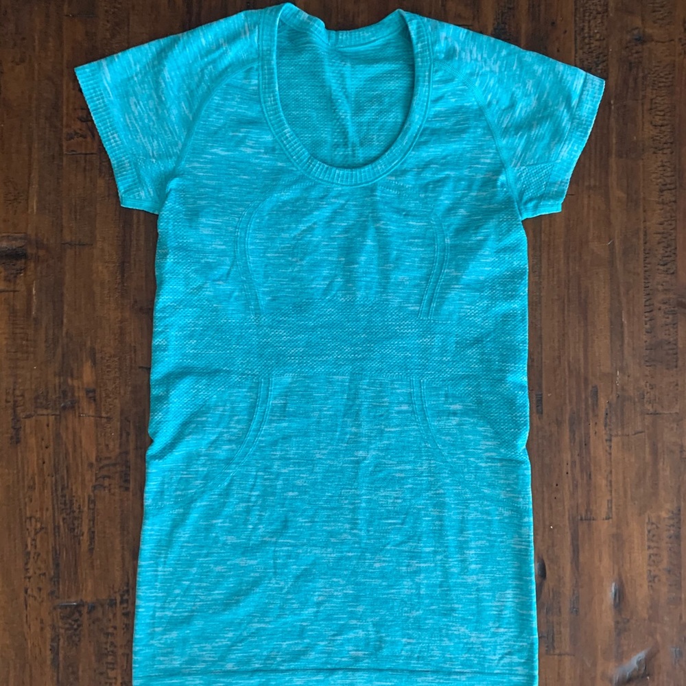 RARE Lululemon Swiftly Tech Short Sleeve